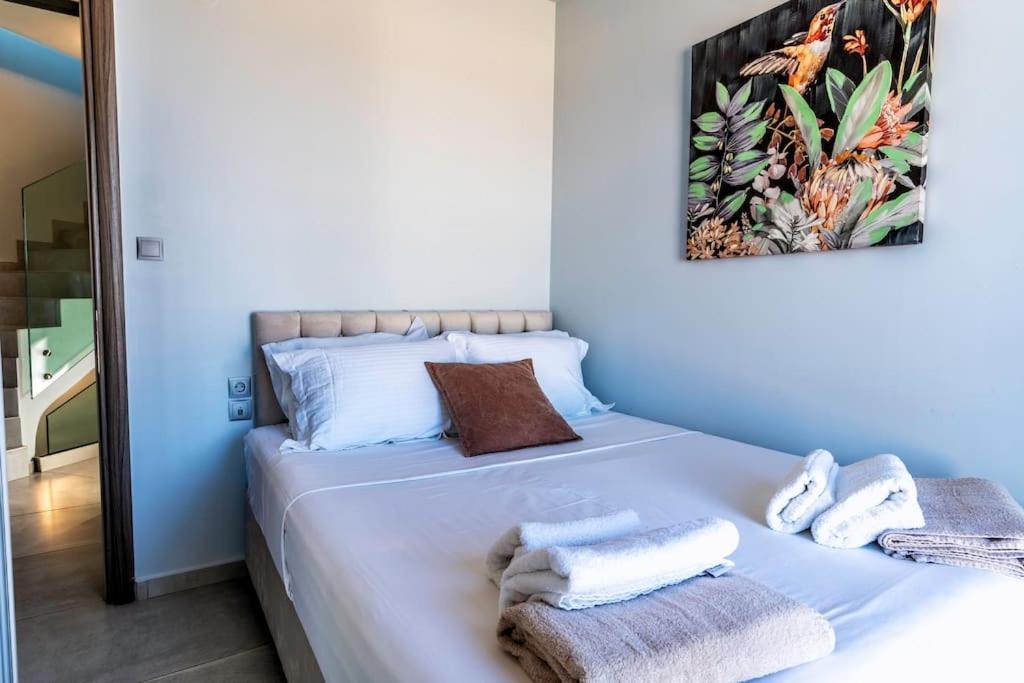 Zefyros Suite , Seafront Retreat ! Panormos  Luaran gambar